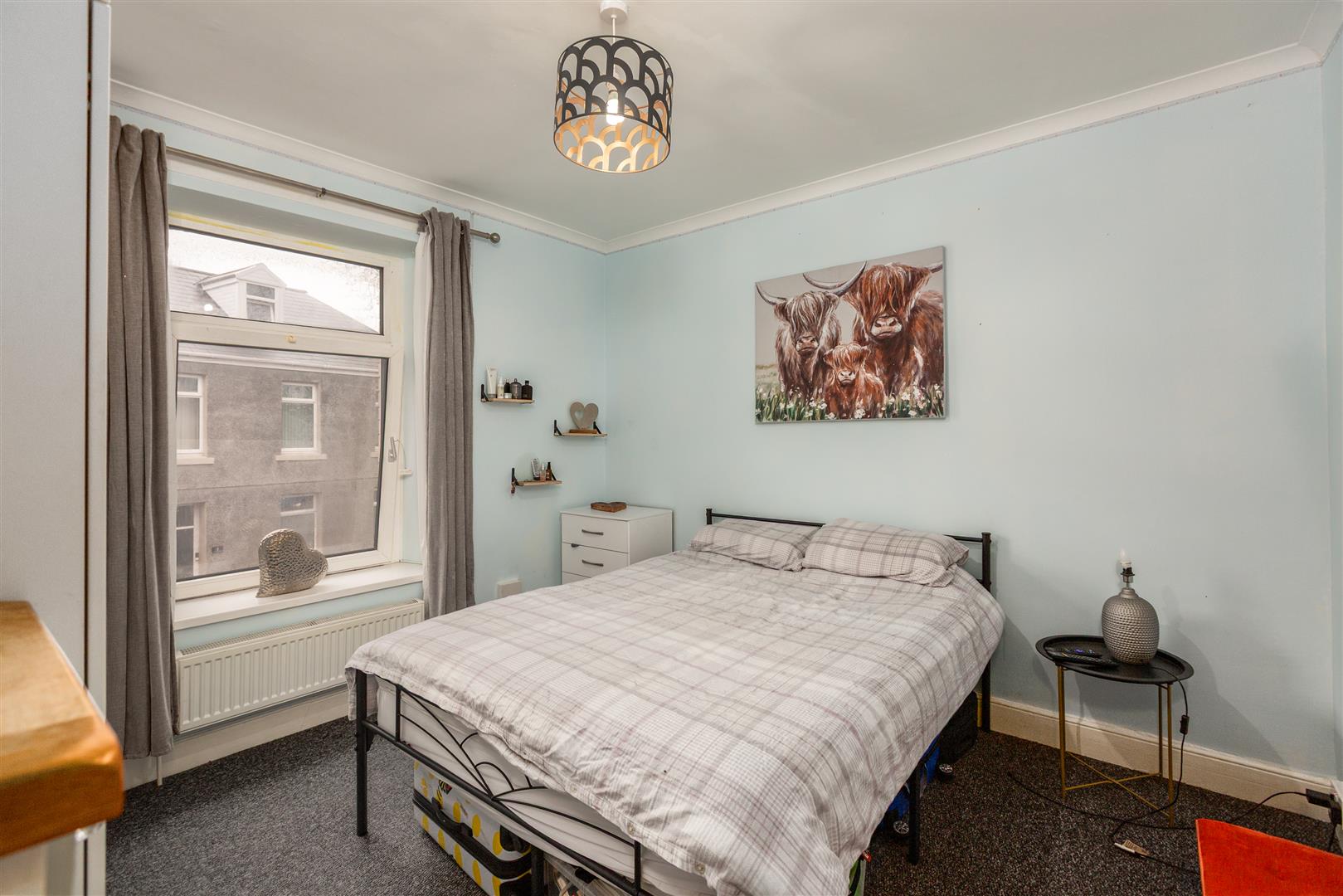 Hebron Road, Clydach, Swansea, SA6 5EJ